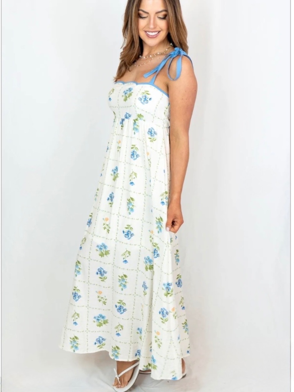 NWT BLU PEPPER Mabel Floral Scalloped Tie Strap Dress M
